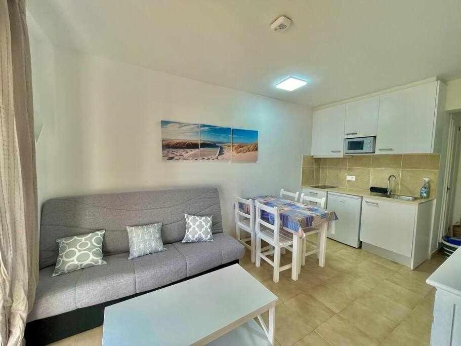 Pura Vida Apartamento Con Piscina Cala'N Blanes  Εξωτερικό φωτογραφία